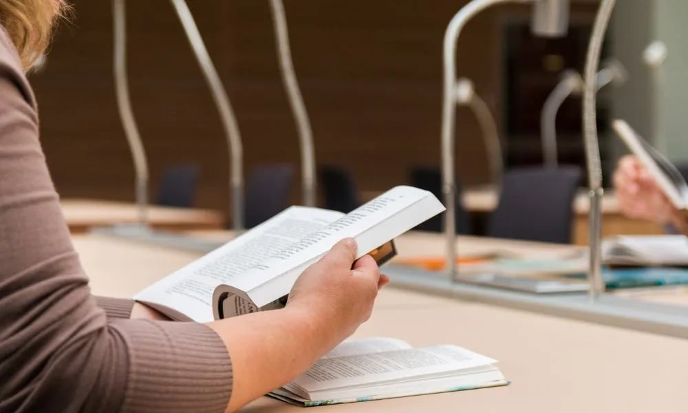 educación formal agentes inmobiliarios