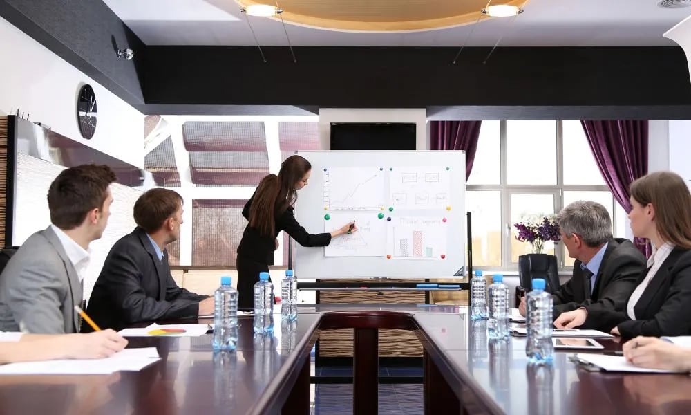 educación formal agentes inmobiliarios