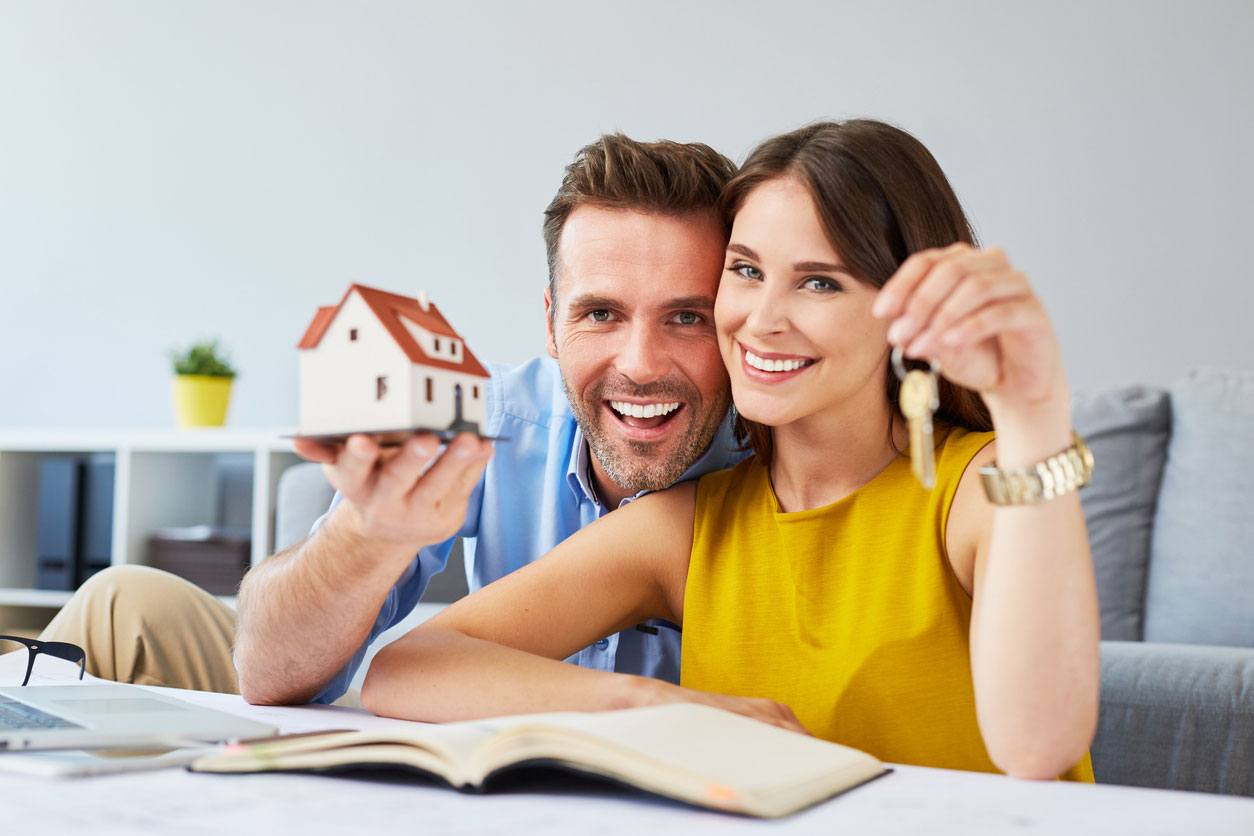 Tips para tus clientes que deciden comprar una casa por primera vez