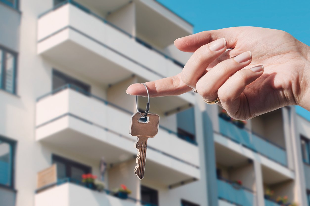 Un inversor inmobiliario con unas llaves